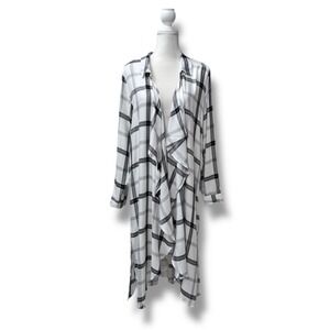 Dizzy Gal Lightweight Cardigan Duster Women's 1X Plaid Waterfall Long Sleeve